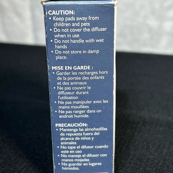 Car Scenter Plug in Air Diffuser Freshener Essential Oils - Picture 4 of 6